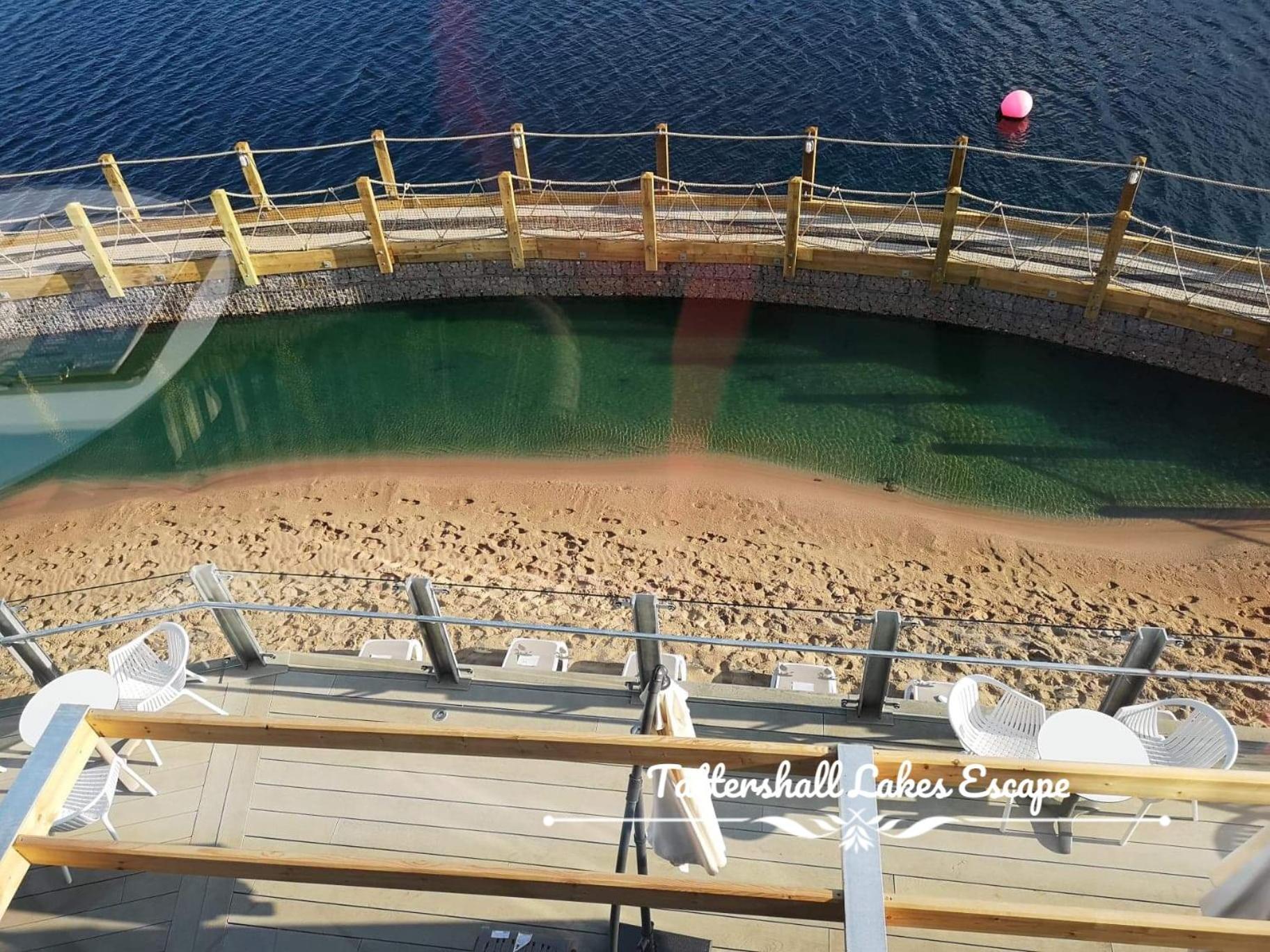 Meridian Tattershall Lakes Escape - Lakeside Lodge Caravan With A Fishing Peg Luxury Hot Tub Экстерьер фото